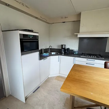 Feriehus Expats House 6