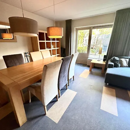 Expats House 6
