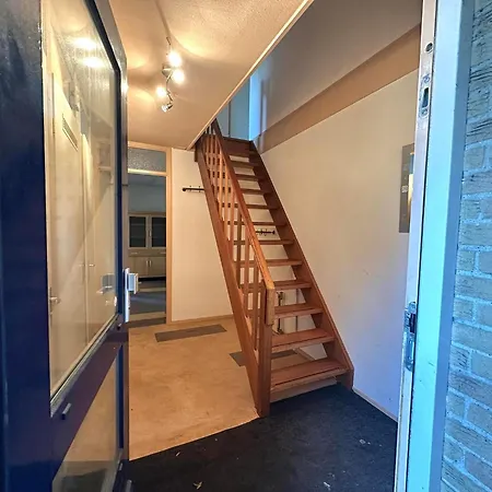 Expats House 6